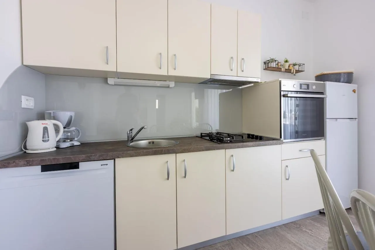 Apartment Ljubica Selce 0*,  Croatia