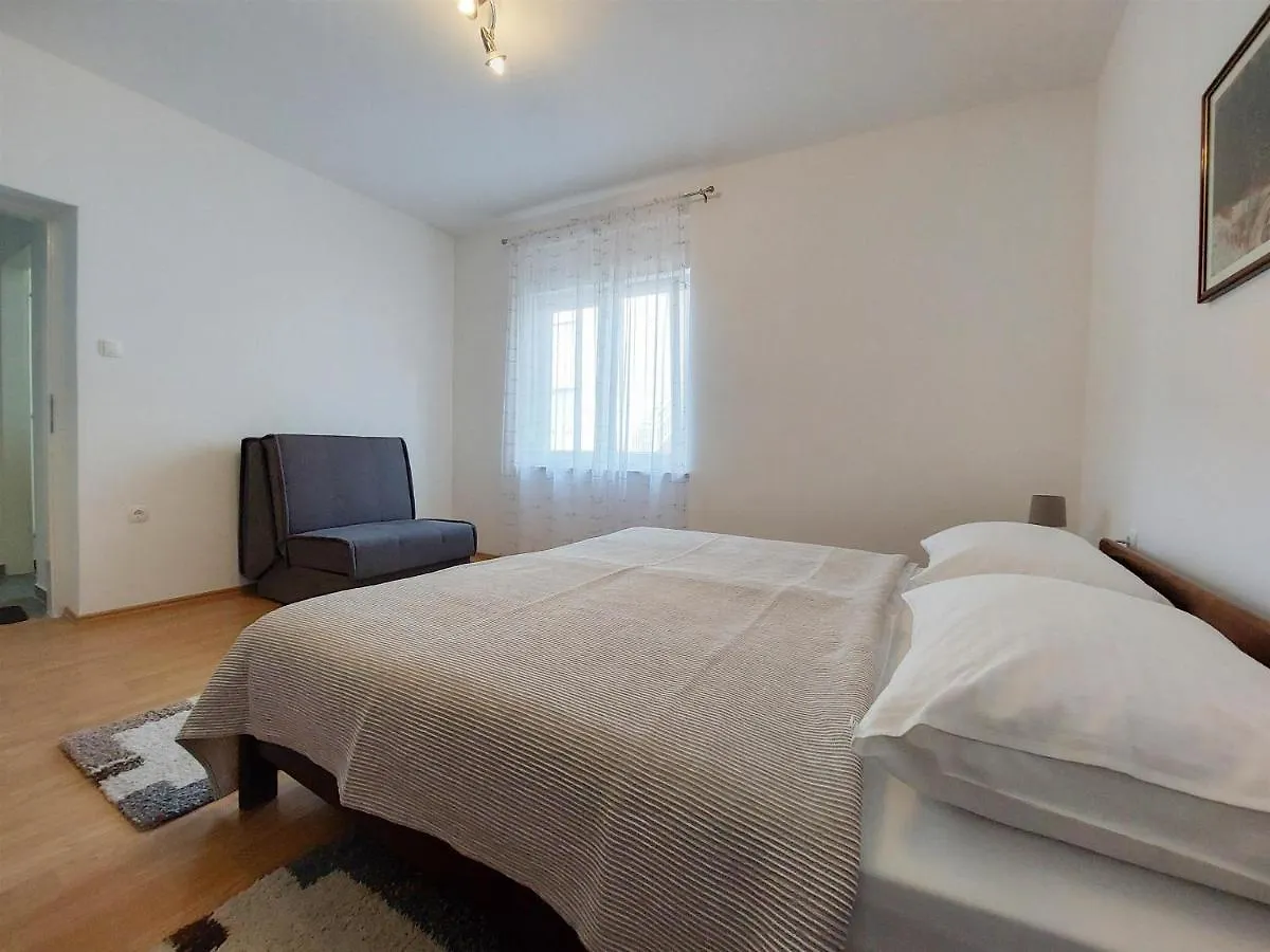 Apartment Ljubica Selce